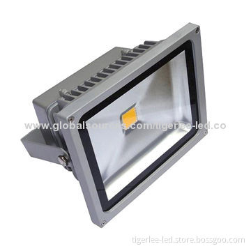 20W LED floodlight, 2,000 to 2,200lm luminous flux and 85 to 265V AC voltage, CE & RoHS-certified